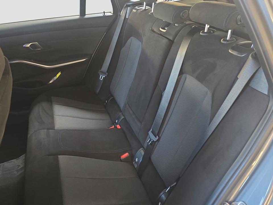BMW 330i xDrive Touring M Sport