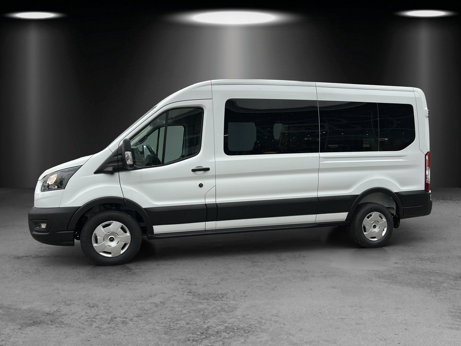 Fahrzeugabbildung Ford Transit Kombi 350L3 Trend 6 Sitze GJR Techno Pak