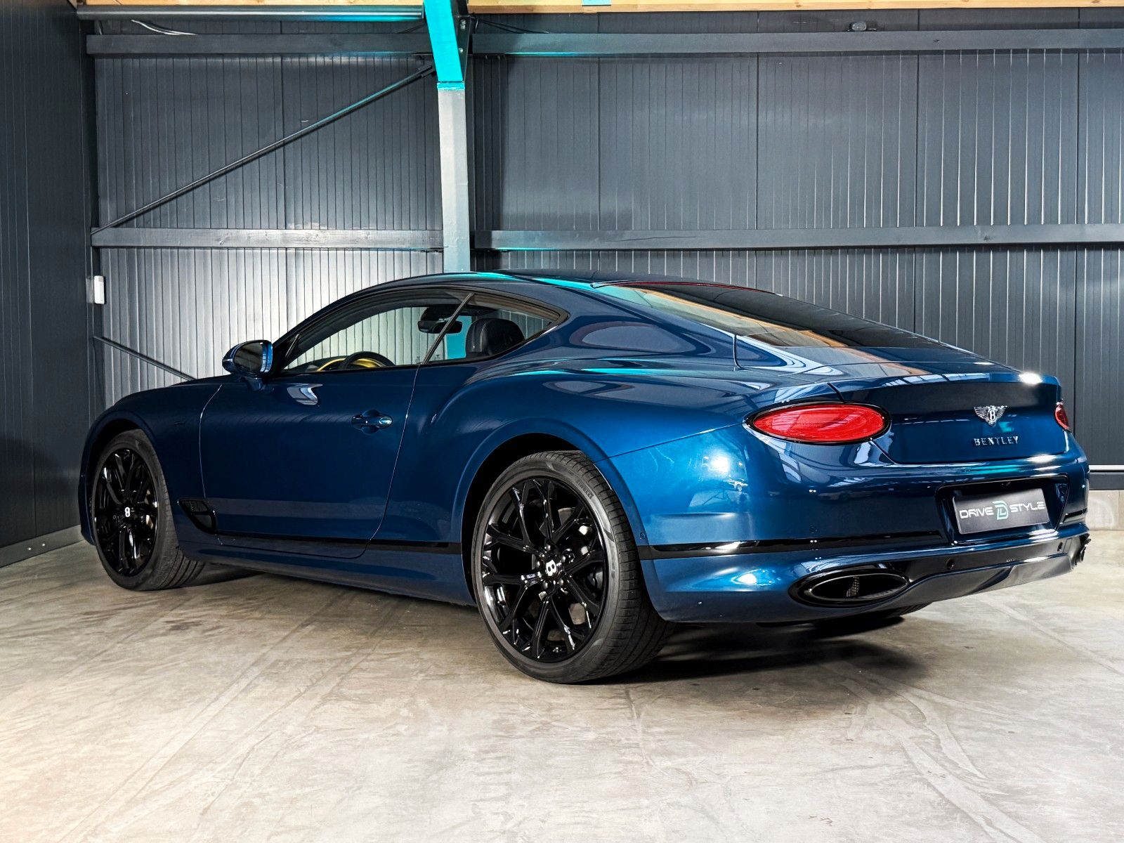 Fahrzeugabbildung Bentley Continental GT 6.0 W12 Speed Mulliner