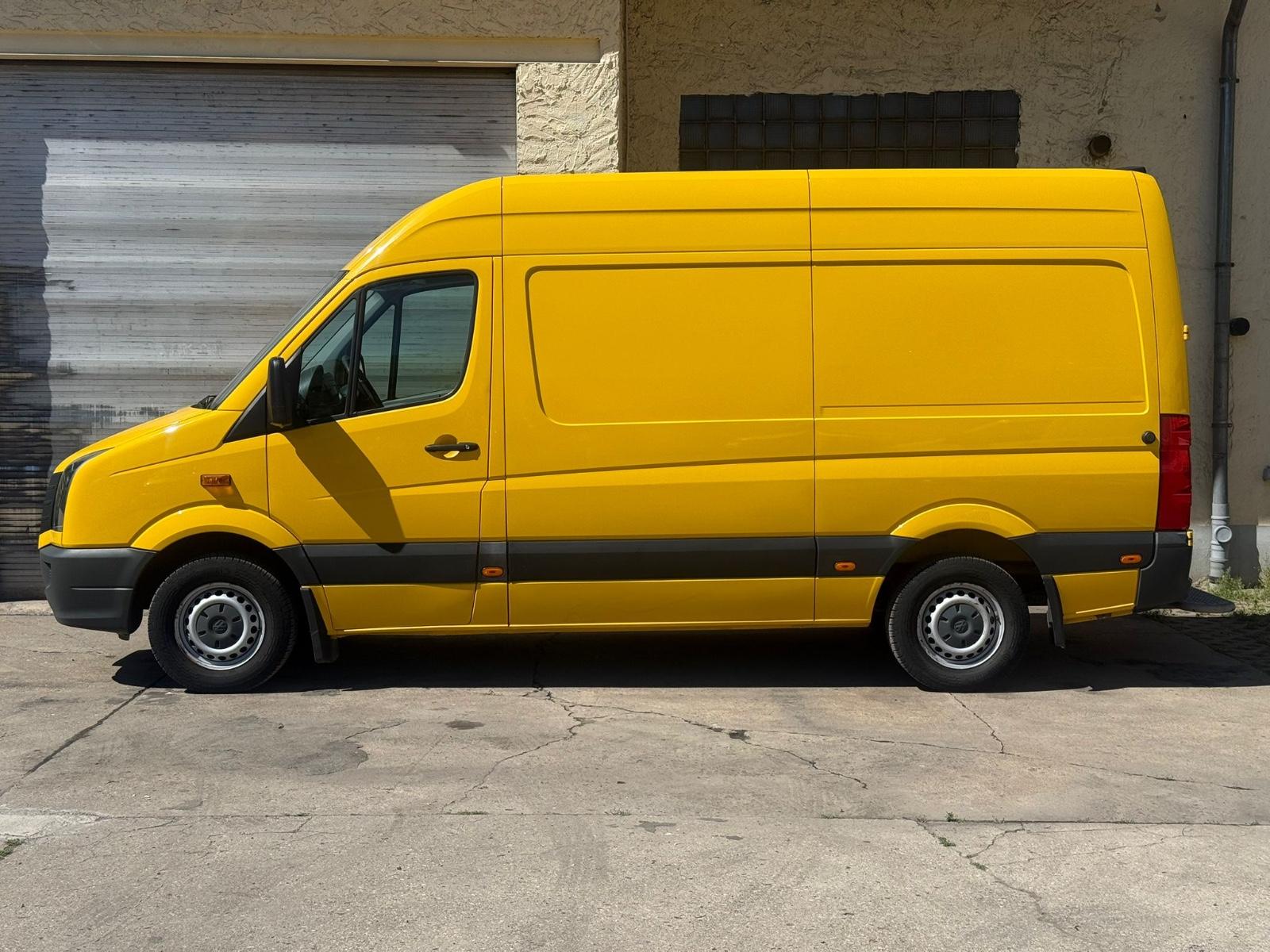 Volkswagen Crafter Kasten 35 mittel L2H2 Klima Regale DHL