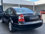 Volkswagen Passat 1.9 TDI 4Motion Highline | Alcantara - Volkswagen Passat: Limousine, 1.9