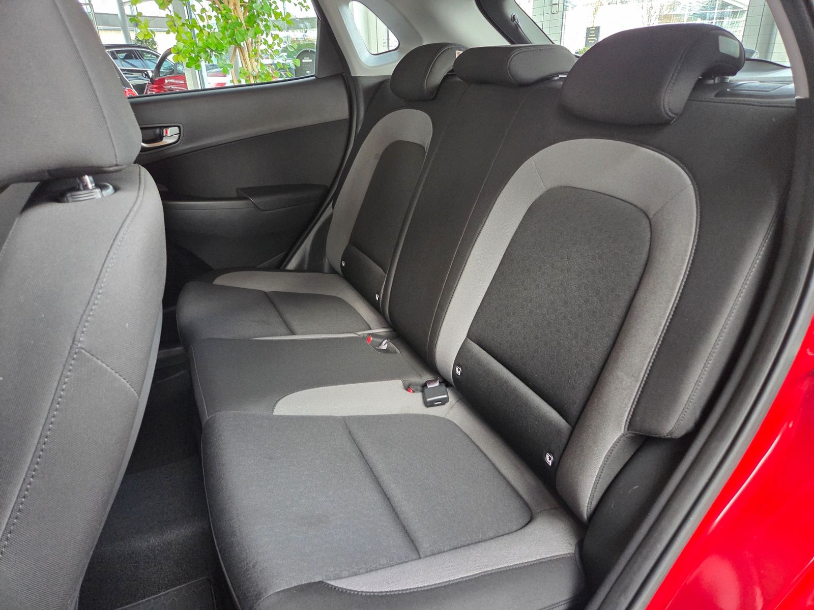 Fahrzeugabbildung Hyundai KONA Trend 1.6 T-GDI 2WD NAVI SHZ LKHZ RFK