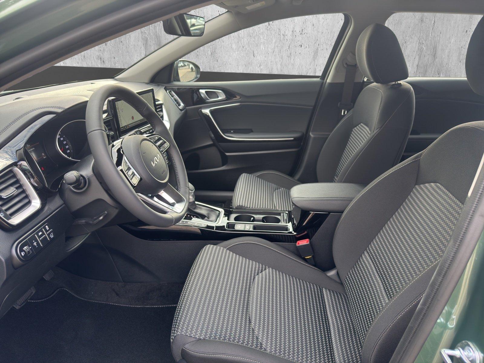 Kia cee'd SW 1.5T DCT Elektr. Heckkl. * JBL-Sound*