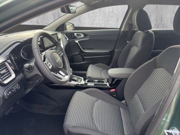 Kia cee'd SW 1.5T DCT Elektr. Heckkl. * JBL-Sound*