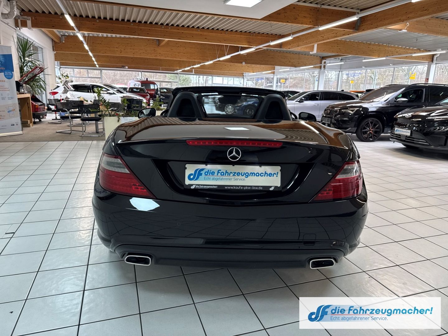 Fahrzeugabbildung Mercedes-Benz SLK 250 Roadster CDI BlueEFFICIENCY Sportpaket