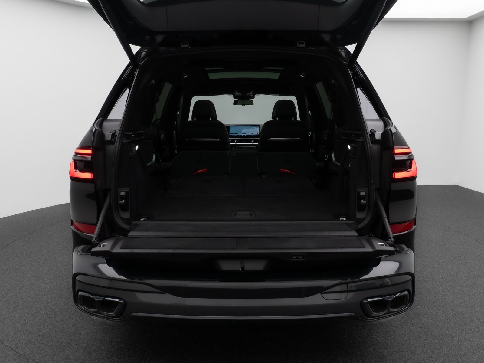 Fahrzeugabbildung BMW X7 M60i SkyLounge Kamera HUD DAB H/K SoftCL 22"