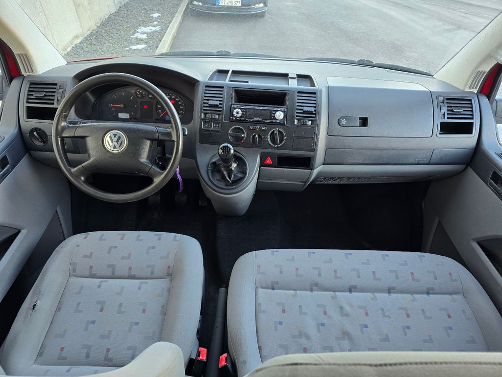 VW T5 Caravelle 9 Sitzer 1.9TDI 105PS AHK HU NEU!! VW T5 Caravelle 9 Sitzer 1.9TDI 105PS AHK HU NEU!!