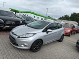 Ford Fiesta Champions Edition 1.Jahr Garanti Tüv neu - Ford Fiesta: Champions Edition