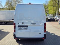 Fahrzeugabbildung Master IV Kasten 3,5t L3H2 Long Range E-TECH Adv