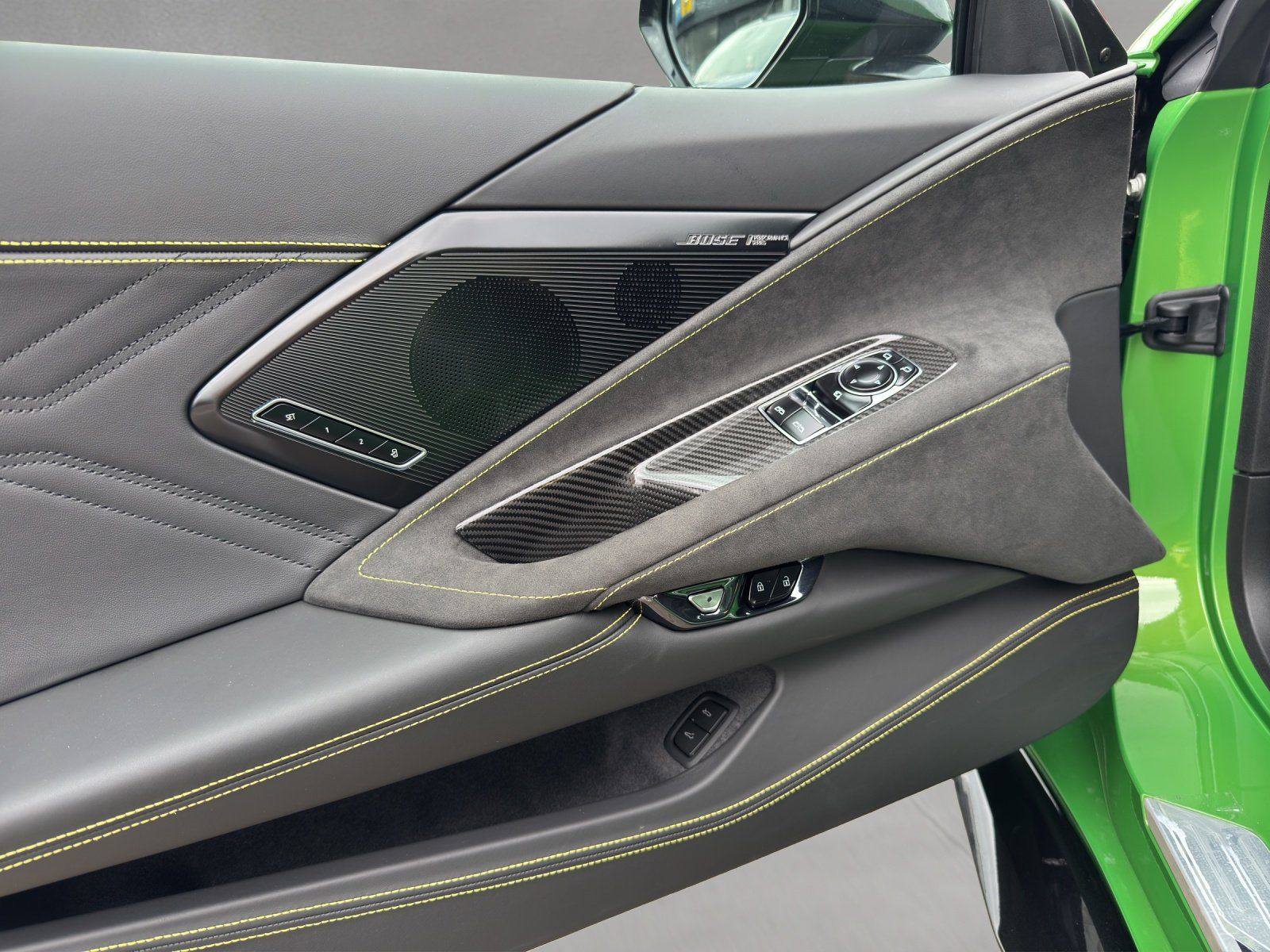 Fahrzeugabbildung Corvette E-Ray 3LZ Coupe