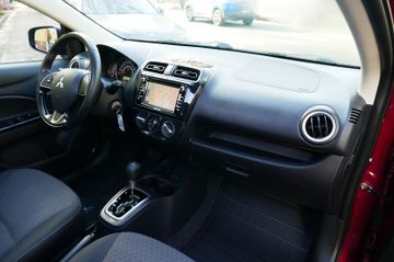 Fahrzeugabbildung Mitsubishi Space Star Diamant Edition+, elektr. Faltdach