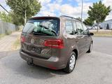 Volkswagen Touran Trendline BMT 1.6 TDI DSG* AC* - VW Touran Gebrauchtwagen in Nürnberg