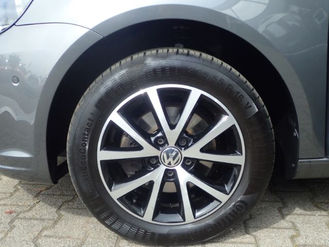 Fahrzeugabbildung Volkswagen Touran 1.4 TSI Comfortline 7-Sitzer SHZ PDCv+h L