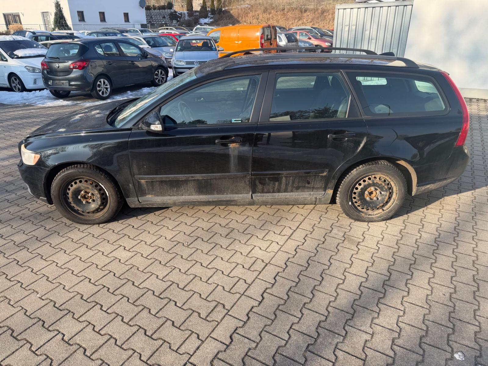 Volvo V50 2009 — photo 8