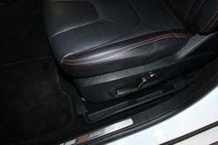 Fahrzeugabbildung Ford S-Max 2,0 EcoBlue ST-Line Automatik LED + PANO