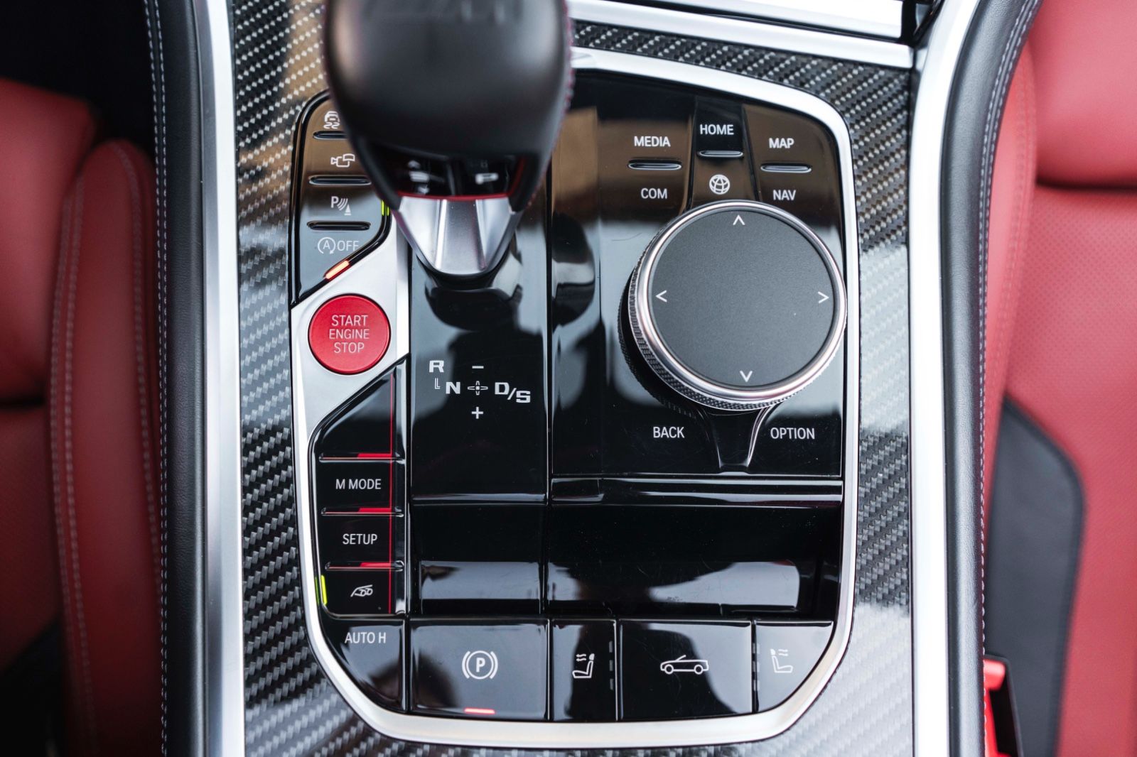 Fahrzeugabbildung BMW M8 Cabrio Competition LASER B&W ACC 3D SOFTCLOSE
