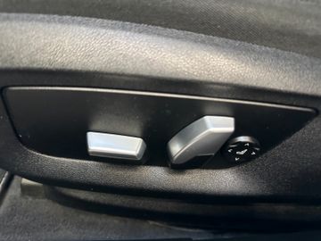 MYAUTOCENTER – Gebraucht- und Jahreswagen mit Werkstattservice in Pfaffenhofen BMW 530d Touring xDrive *KAM*NAVI*LIVECOCKPIT*LED*