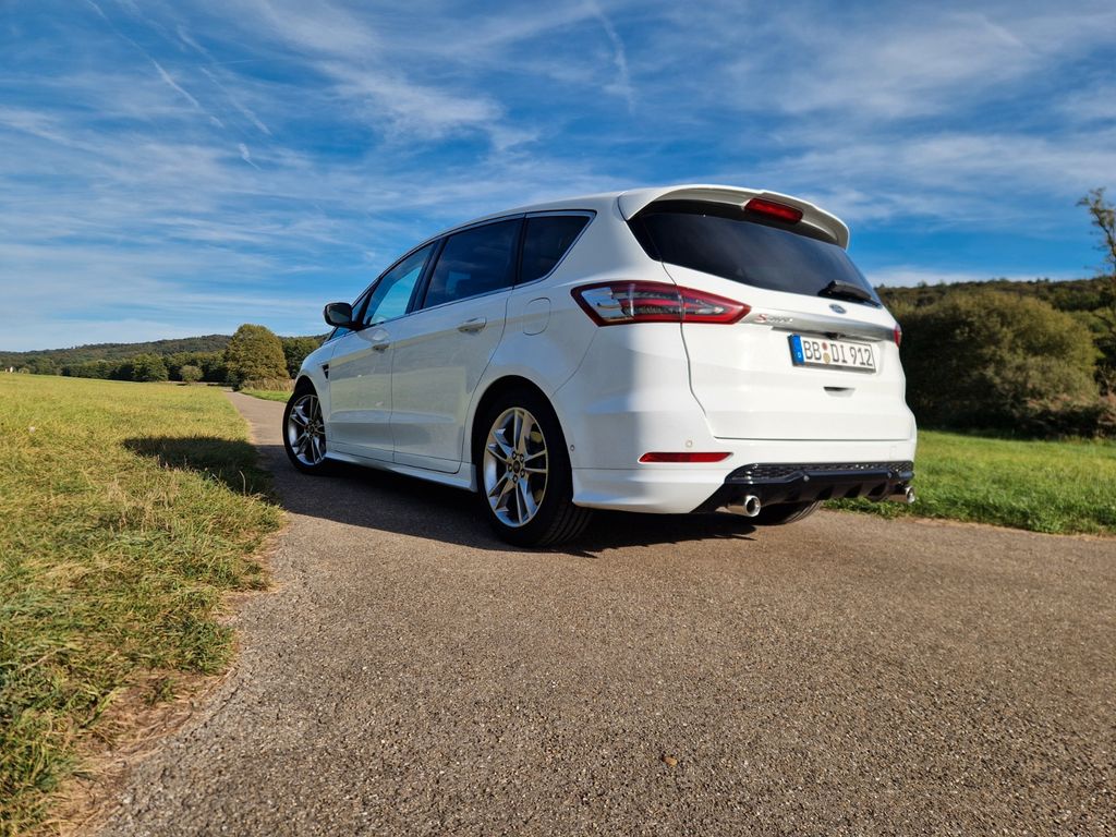 Image of Ford S-Max