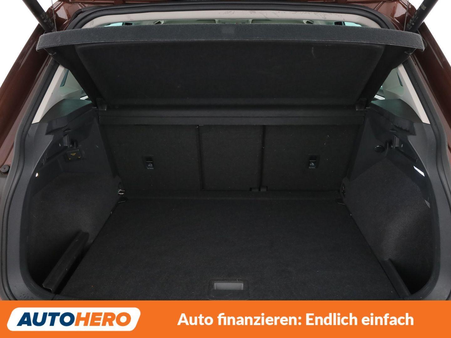 Volkswagen Tiguan 2.0 TSI Elegance 4Motion Aut.*NAVI*360*