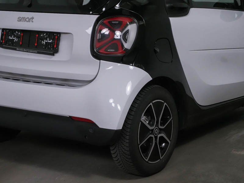 Fahrzeugabbildung Smart smart EQ fortwo Exclusive*Pano*LED*Kamera*22kW*