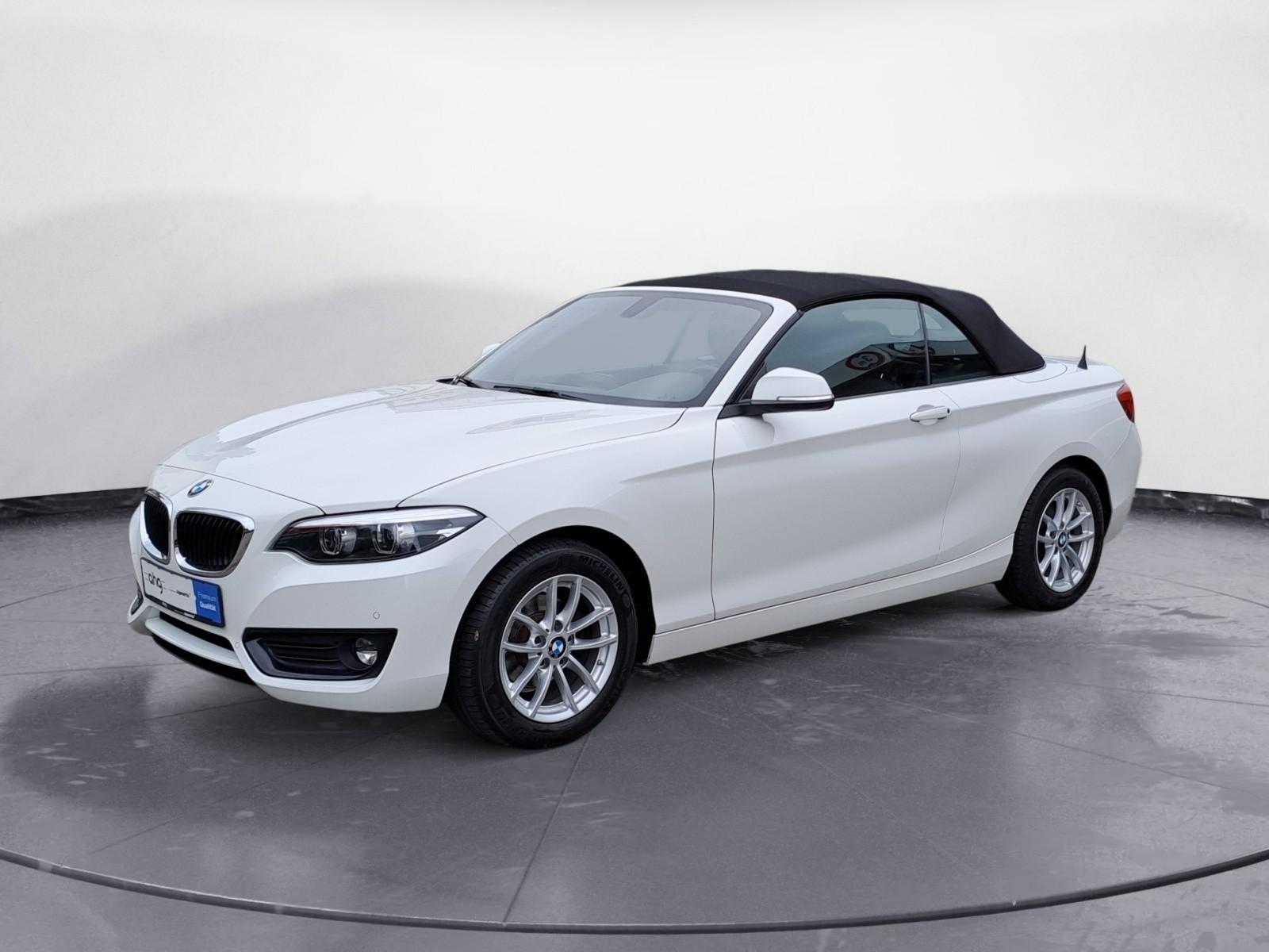 BMW 218i Cabrio *Navi*PDC*SHZ*LED*