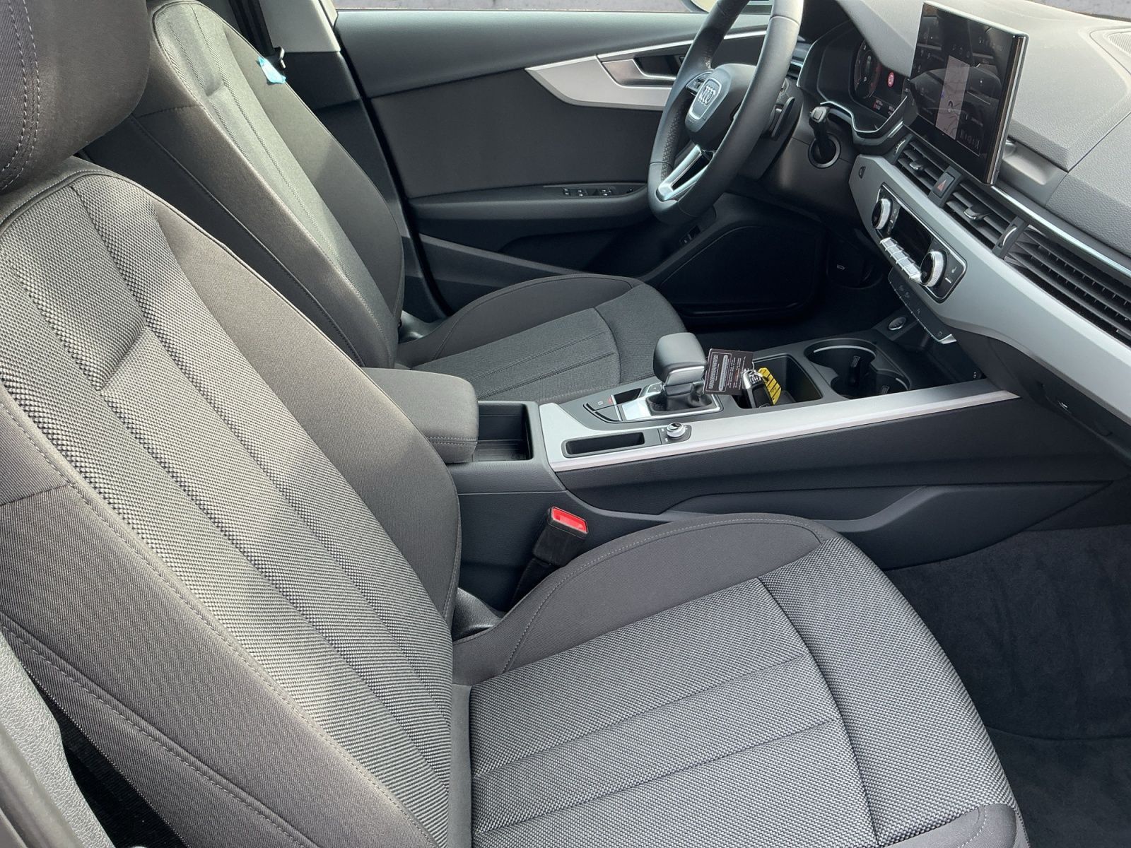Audi A4 - Bild 13