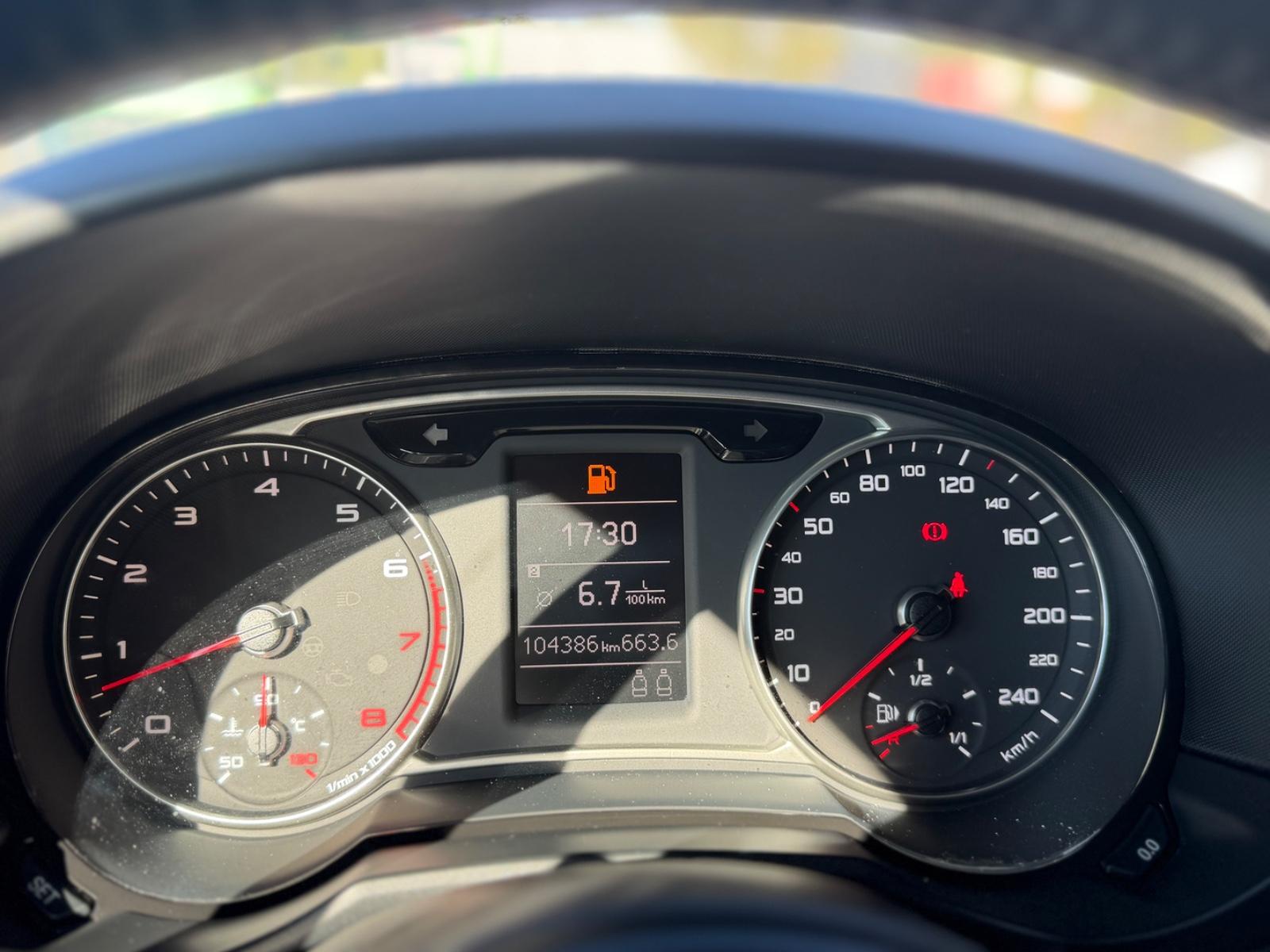Audi A1 AMBITION°XENON°SHZ°LED°BT°MFL°