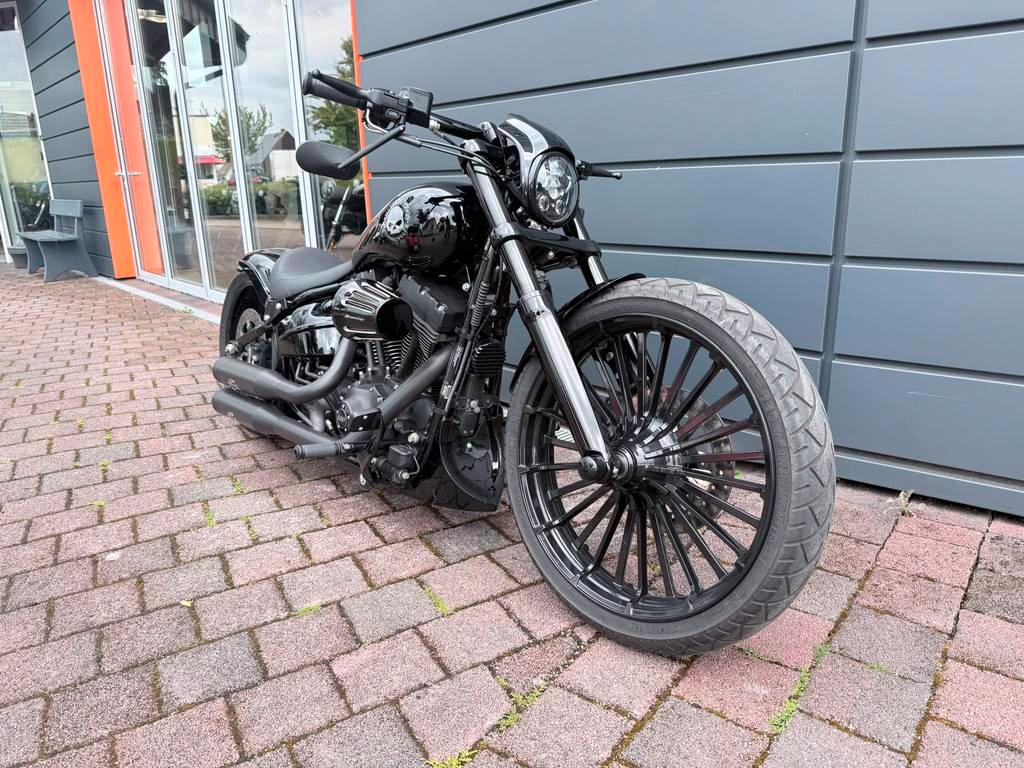 Harley-Davidson Breakout FXSB 103 Custombike