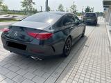 Mercedes-Benz CLS 350 - - Mercedes-Benz CLS 350 mit Benzin-Antrieb: Coupé