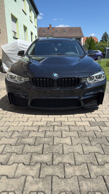 Image of BMW 330