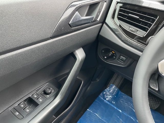 Fahrzeugabbildung Volkswagen Taigo Life AUTOMATIK Digitales Cockpit LED Apple