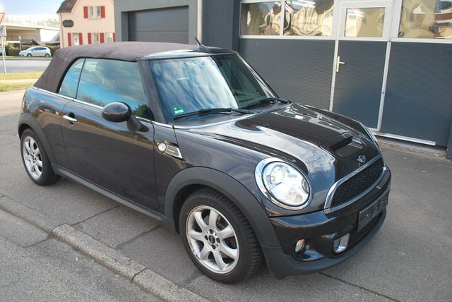 MINI Cooper S Cabrio Highgate*Xenon*Leder*1.Hand