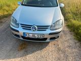 Volkswagen Golf 1.9 TDI zu verkaufen - Volkswagen Golf aus 2004: TDI