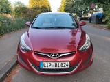 Hyundai Elantra MD 2015 - Hyundai Elantra mit Benzin-Antrieb: Limousine