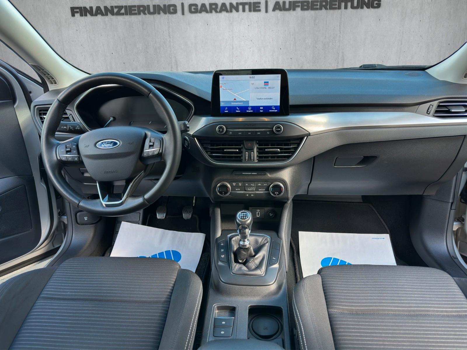Ford Focus 1,0 EcoBoost Titanium(TÜVNEU* NAVI*