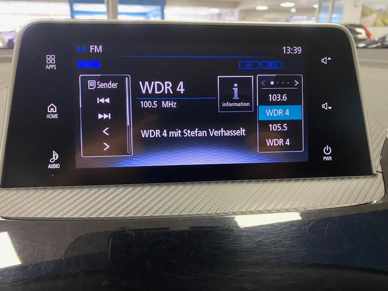 Fahrzeugabbildung Mitsubishi Eclipse Cross 1.5 T-MIVEC Intro Edition 2WD APP+