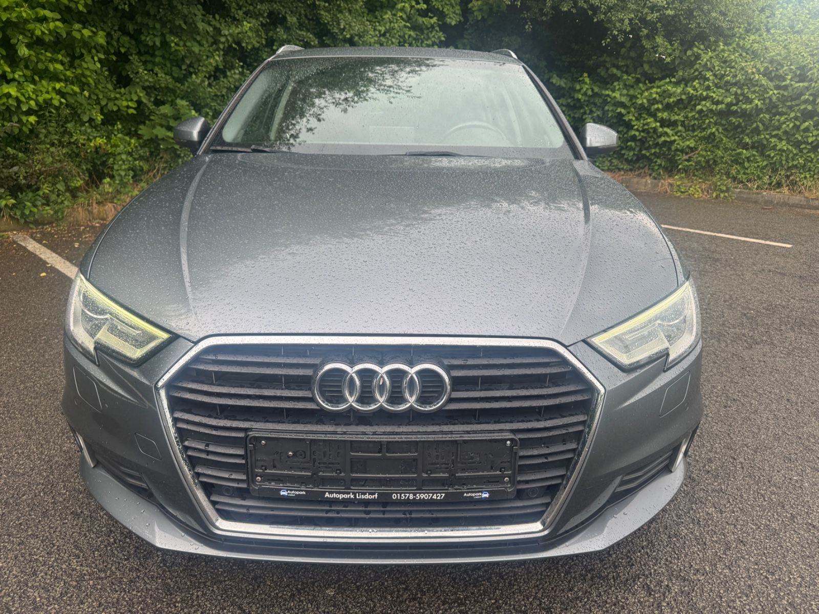 Fahrzeugabbildung Audi A3 Sportback 30 TDI sport Xenon+Navi+Bluetooth