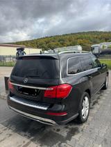 Mercedes-Benz GL 350 BlueTEC 4MATIC - - Mercedes-Benz GL-Klasse mit Diesel-Antrieb