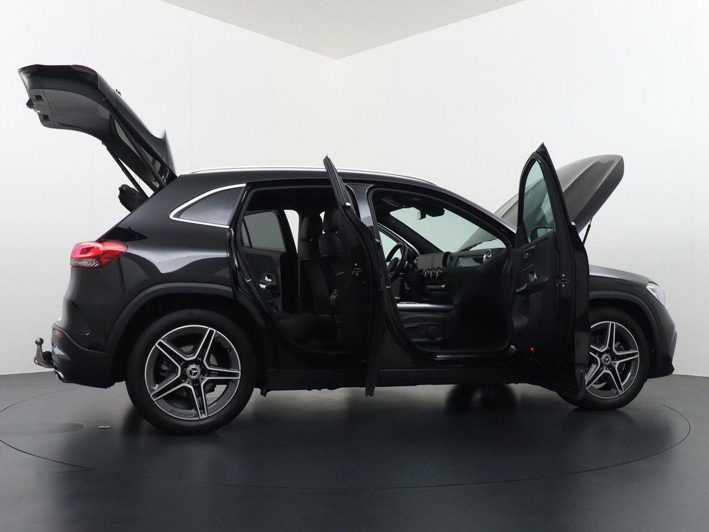 Mercedes-Benz GLA 200 AMG Business Solution | AHK Wegklapbaar