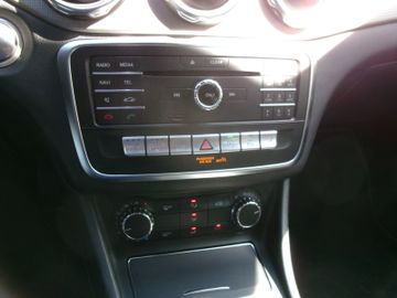 Mercedes GLA 180 - 12