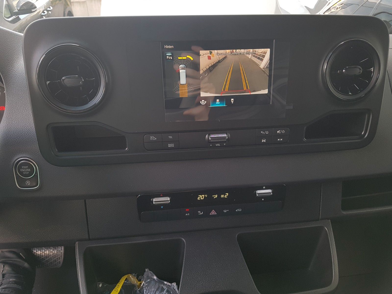 Fahrzeugabbildung Mercedes-Benz Sprinter 517 CDI 4325 9G Klima AHK3,5 Kamera