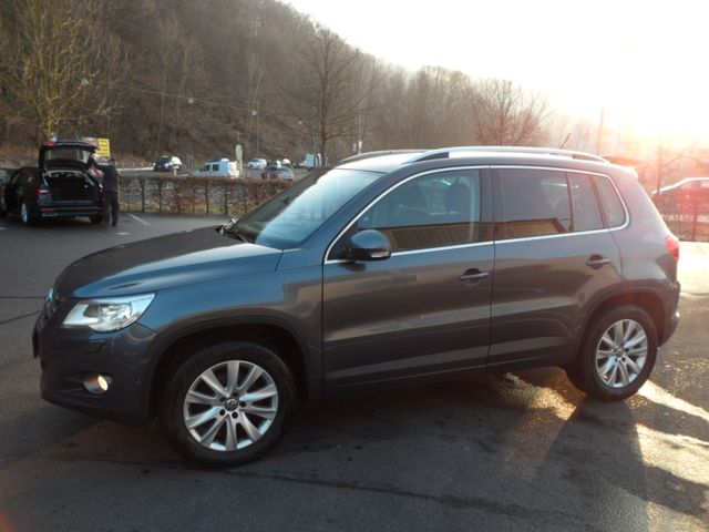 Volkswagen Tiguan Team 4Motion * Bi-Xenon+Kamera+Navi *