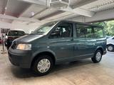 Volkswagen T5 Caravelle 1,9  TDI *9-Sitzer*Klima*1.HAND* - gebrauchte VW T5 Caravelle aus dem Jahr 2009