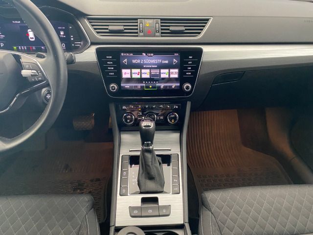 Superb Combi Ambition 2.0 TDI DSG 4x4 AHK+NAVI