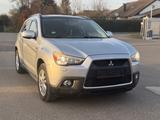 Mitsubishi ASX Instyle 4WD/PANO/Kamera/NAVI/Xenon/EU5/AHK - Mitsubishi ASX Instyle mit Diesel-Antrieb
