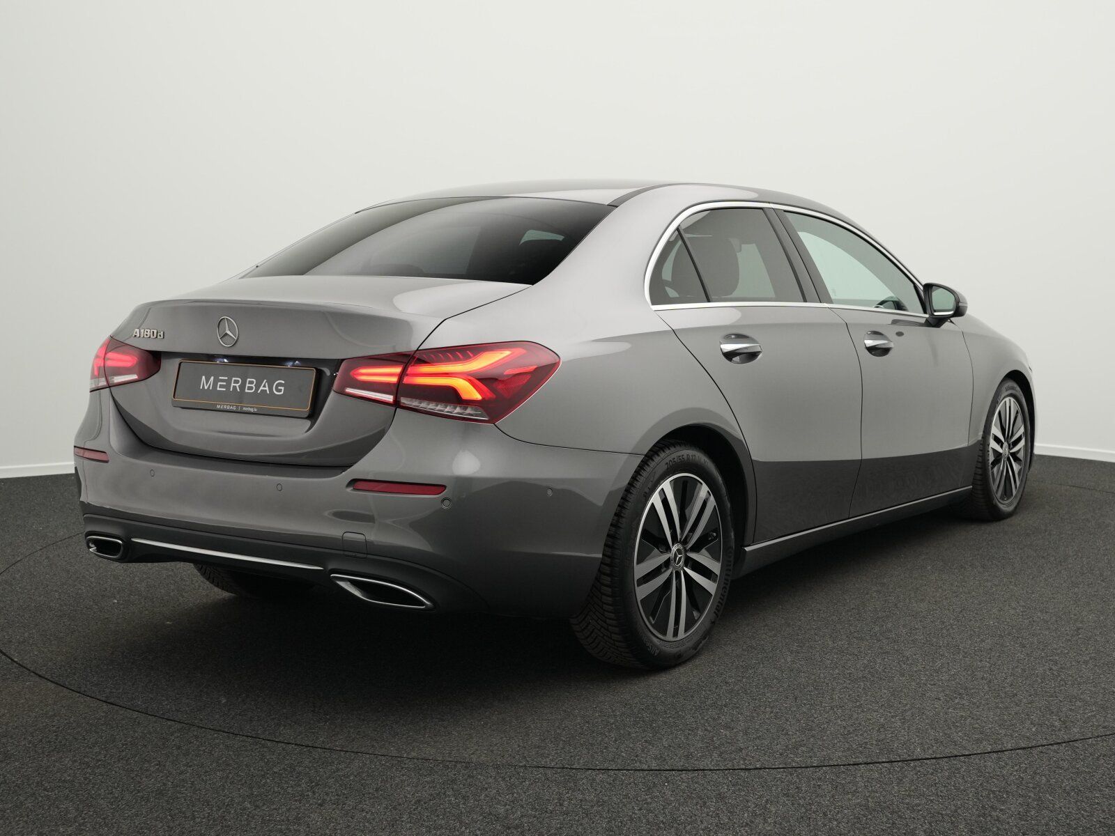 Mercedes-Benz A 180 d Progressive Kamera+MBUX+Multi imagem 3