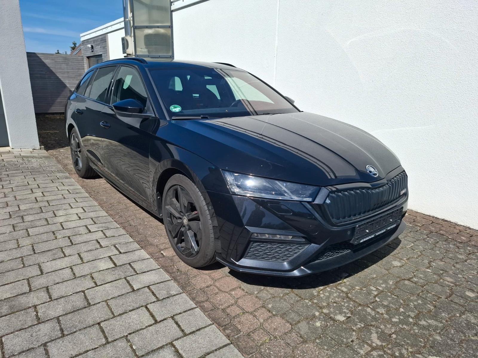 Skoda Octavia Combi RS DCC_Cam_LED_HuD_8-fach bereift