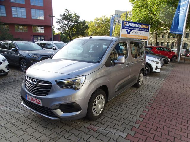 Opel Combo Life 1.2 Turbo Edition mit AHK