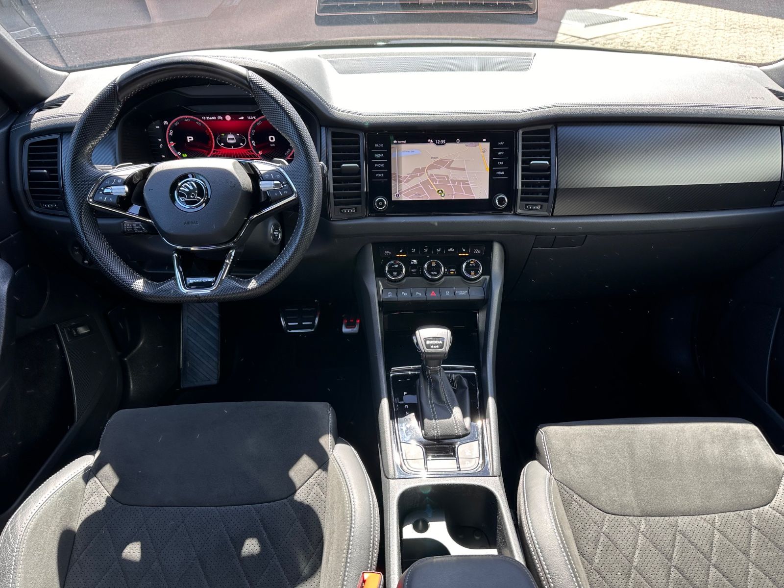 Fahrzeugabbildung SKODA Kodiaq Sportline 2.0 TDI 4x4 Matrix/AHK/ACC/Navi
