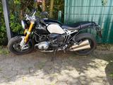 BMW R nineT